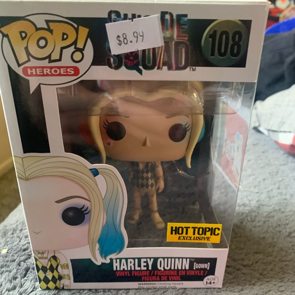 Harley Quinn funko pops set